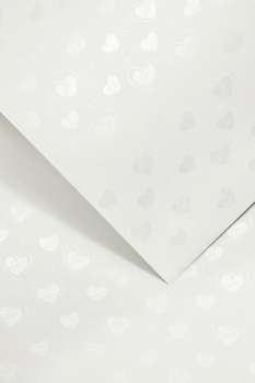 Designový papír A4 Little Hearts - 220 g/m2, bílý, 20 listů