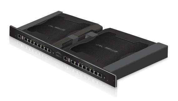 UBNT ToughSwitch CARRIER konfigurovatelný switch 1