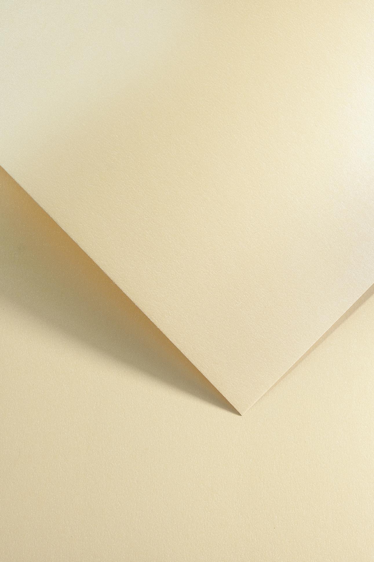 Galeria Papieru Ozdobný papír A4 Iceland - 220 g/m2, slonová kost, 20 listů
