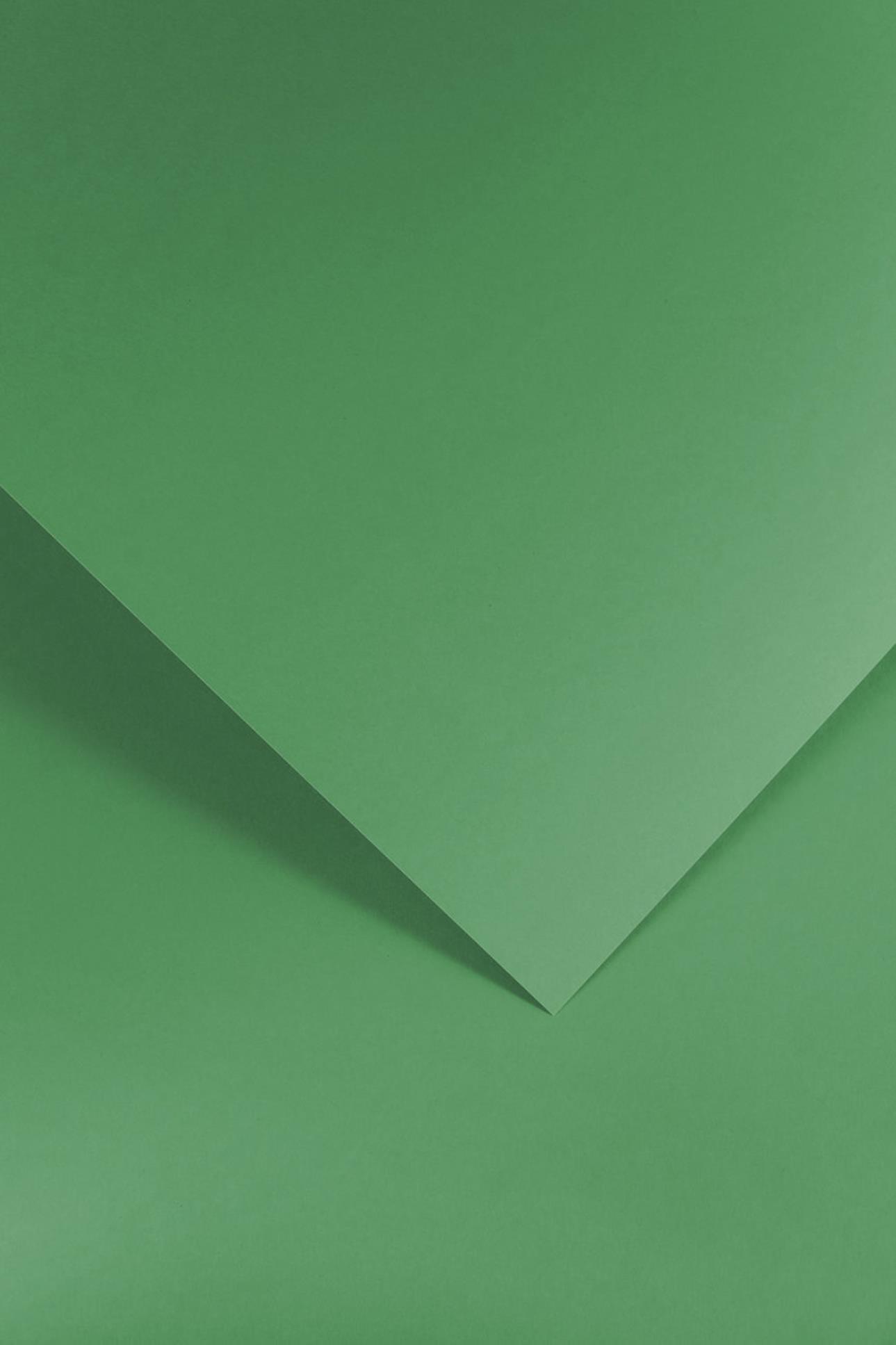 Galeria Papieru Ozdobný papír A4 Smooth - 210 g/m2, saténově zelený, 20 ks